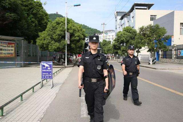 南充輔警改革最新動(dòng)態(tài)，綠色之旅，內(nèi)心寧靜之地的探尋