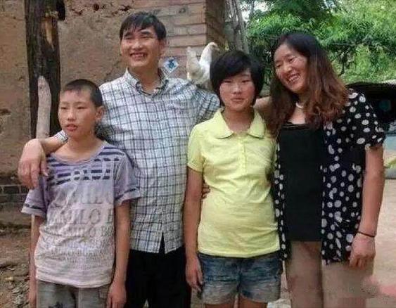 大衣哥朱之文的最新動(dòng)態(tài)更新??